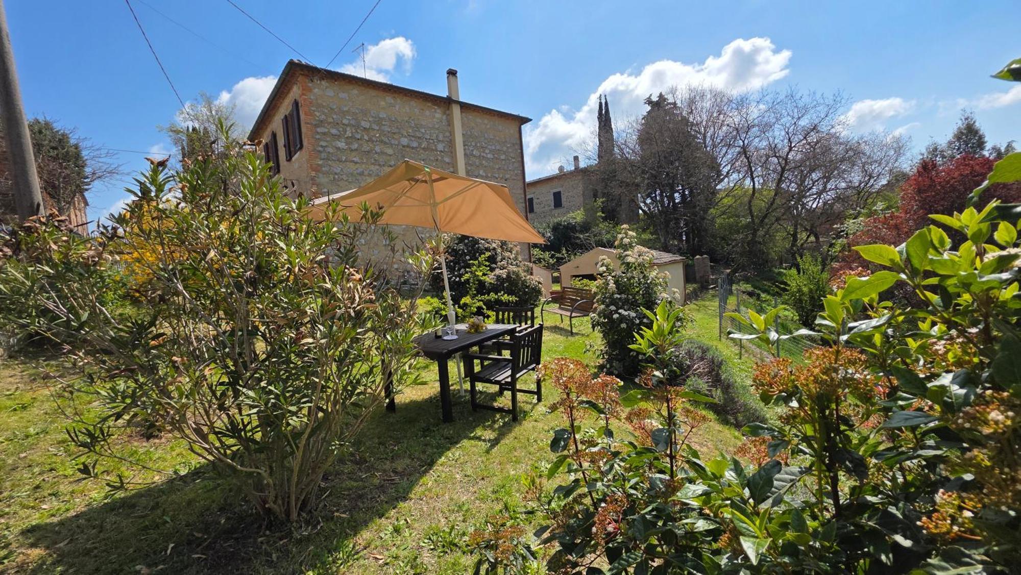 A Casa Di Gabri Villa Montefollonico Eksteriør bilde